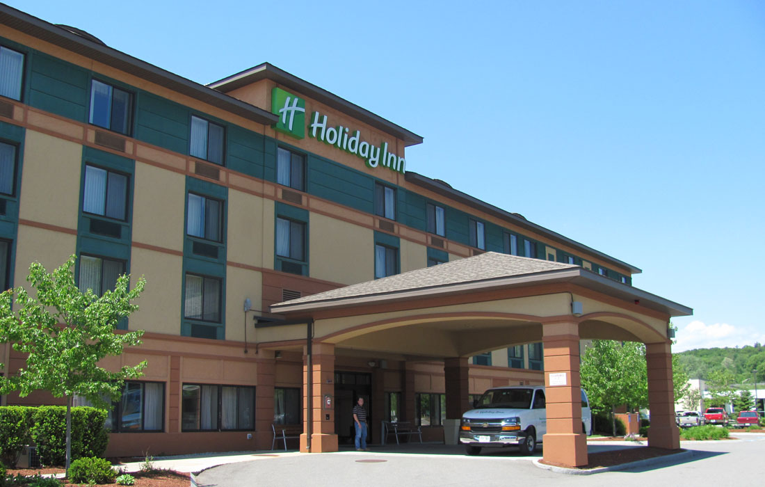 Airport Holiday Inn