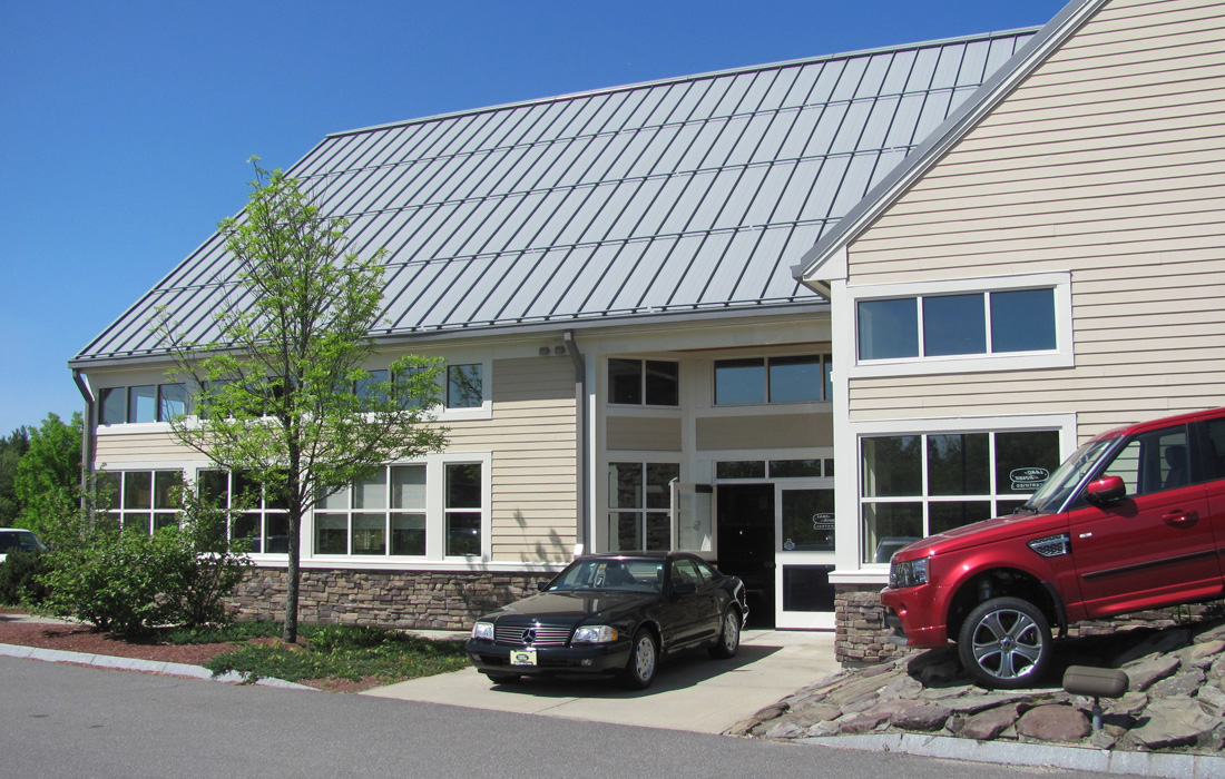 Land Rover of Bedford Eckman Construction