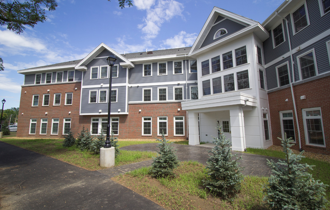 Rivers Edge Apartments