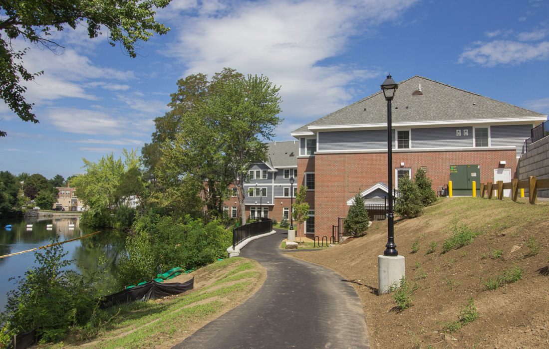 Rivers Edge Apartments